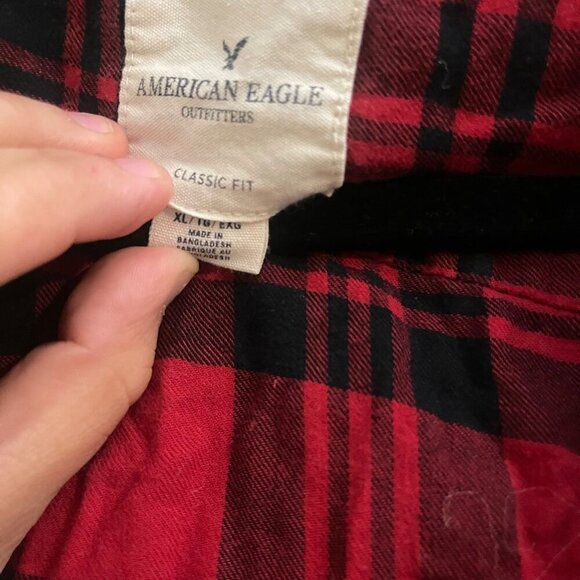 American Eagle red Plaid Men's XL Super Soft Button Up - Picture 4 of 5